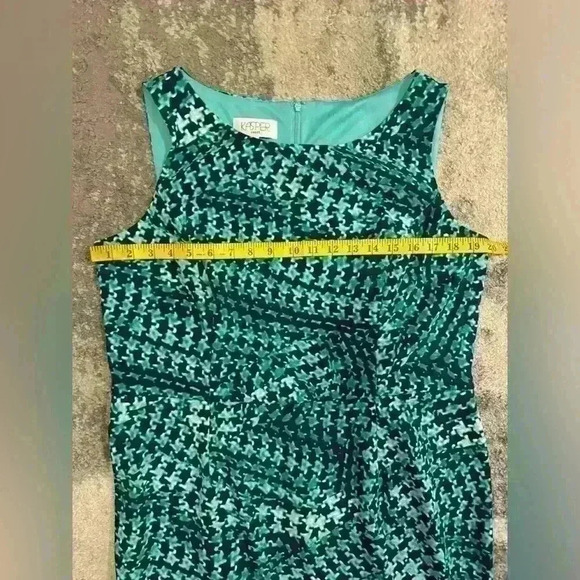 Women’s Green&Black Kasper Dress - Picture 6 of 7